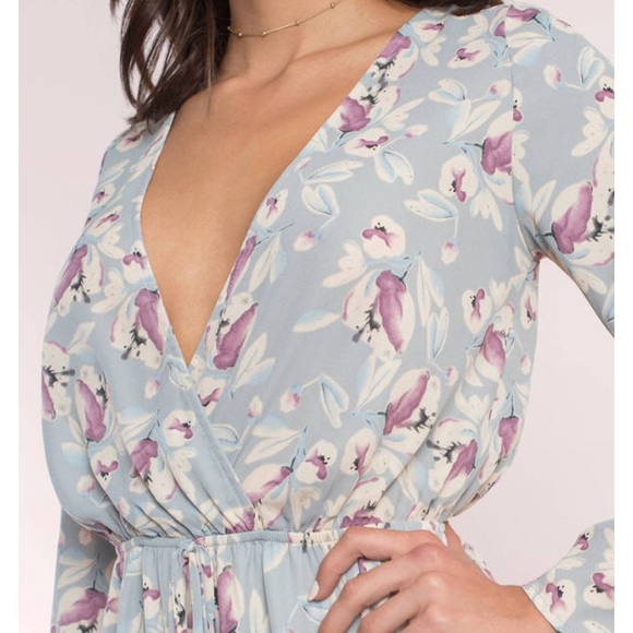 Flare Long Sleeve Floral Surplice Romper - Picture 3 of 6